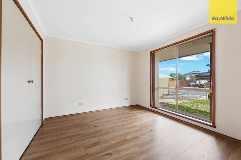 Photo - 14 Willis Street, St Albans VIC 3021 - Image 5