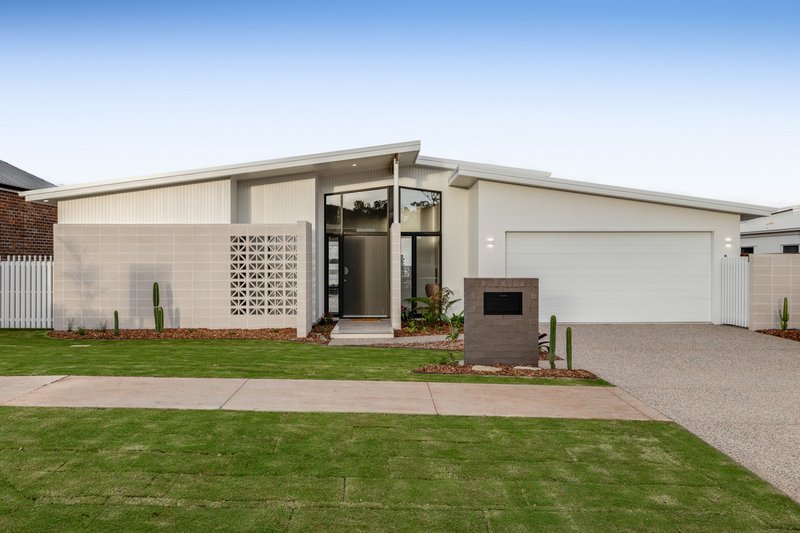 Photo - 14 Willoughby Crescent, Kearneys Spring QLD 4350 - Image 1