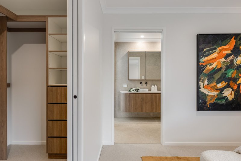 Photo - 14 Willoughby Crescent, Kearneys Spring QLD 4350 - Image 13