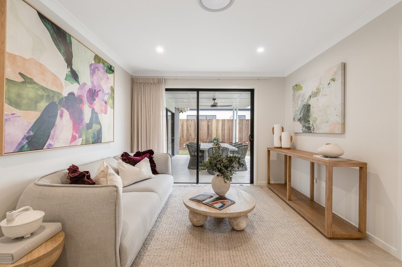 Photo - 14 Willoughby Crescent, Kearneys Spring QLD 4350 - Image 16