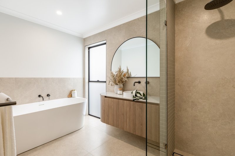 Photo - 14 Willoughby Crescent, Kearneys Spring QLD 4350 - Image 21