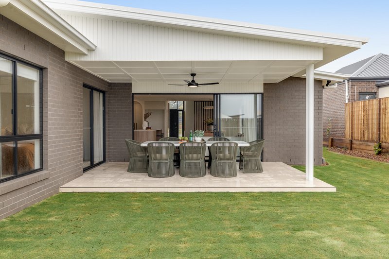 Photo - 14 Willoughby Crescent, Kearneys Spring QLD 4350 - Image 24