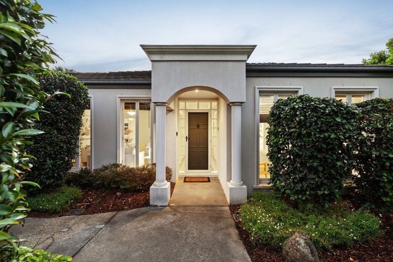 14 Willow Road, Upper Ferntree Gully VIC 3156