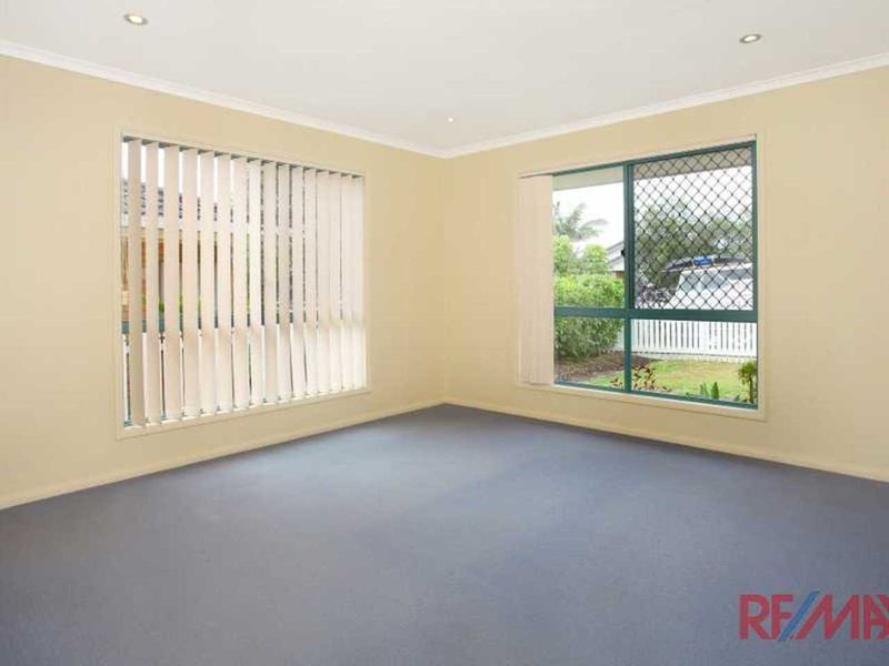 Photo - 14 Willunga Place, Merrimac QLD 4226 - Image 13