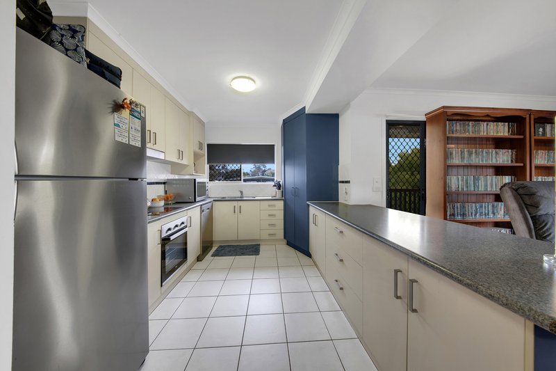 Photo - 14 Wilson Street, New Auckland QLD 4680 - Image 5