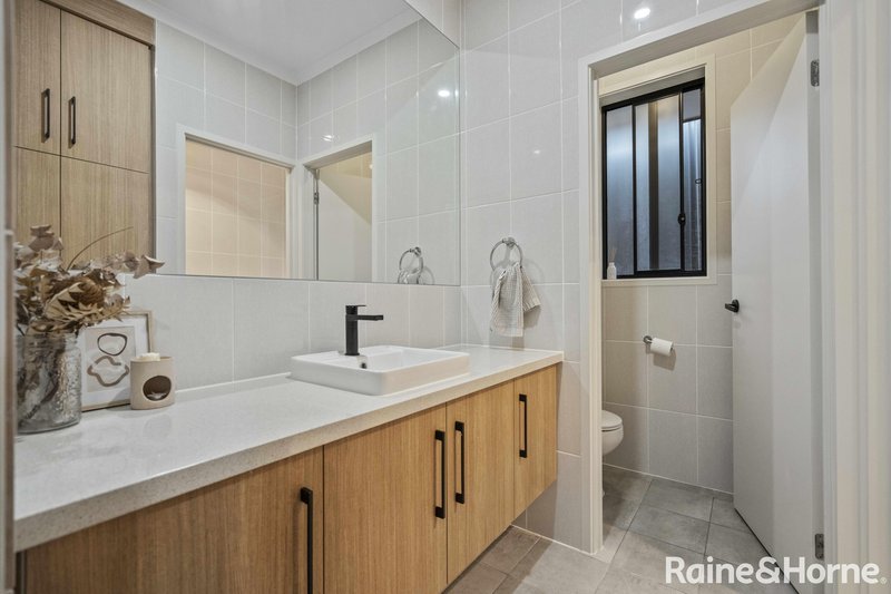 Photo - 14 Wind Row Avenue, Mount Barker SA 5251 - Image 15