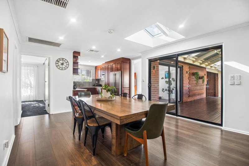 Photo - 14 Windermere Avenue, West Lakes SA 5021 - Image 6