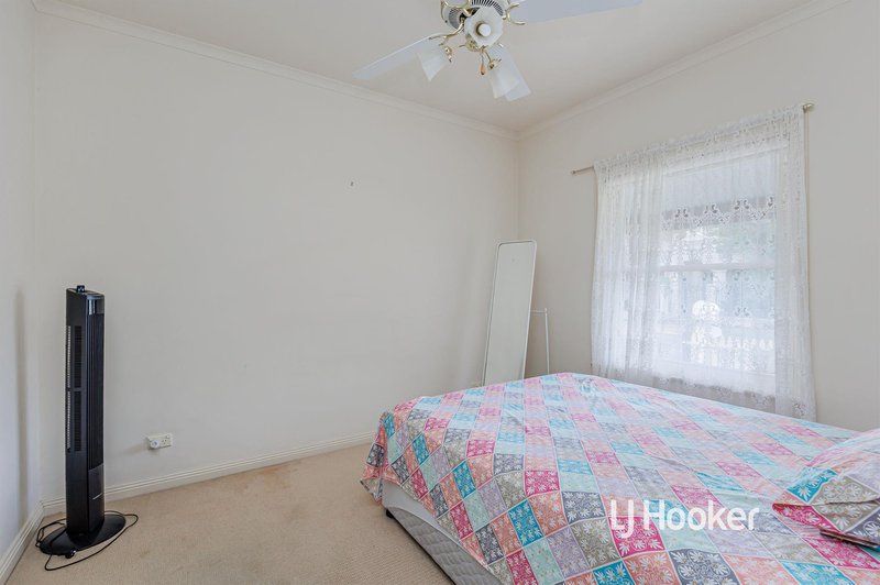 Photo - 14 Windermere Crescent, Mawson Lakes SA 5095 - Image 7