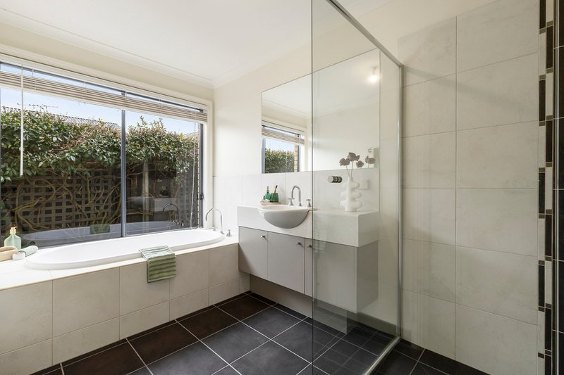 Photo - 14 Windrest Place, Hastings VIC 3915 - Image 7