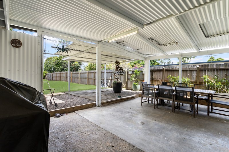 Photo - 14 Windsor Place, Deception Bay QLD 4508 - Image 9