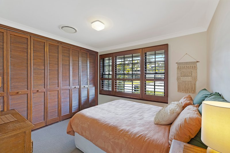 Photo - 14 Windsor Road, Wamberal NSW 2260 - Image 4