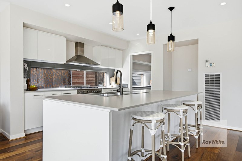 Photo - 14 Winkler Street, Mickleham VIC 3064 - Image 7