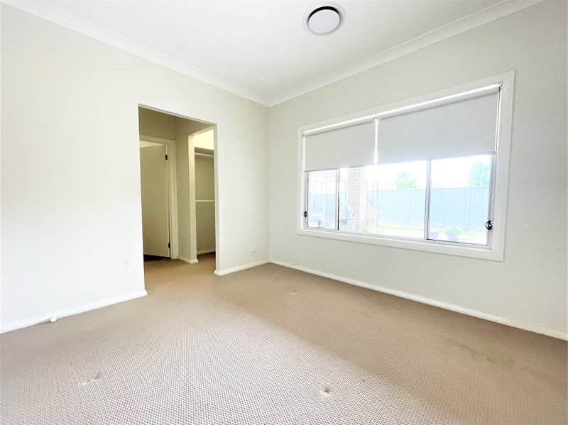 Photo - 14 Winter Street, Denham Court NSW 2565 - Image 6