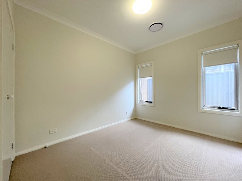 Photo - 14 Winter Street, Denham Court NSW 2565 - Image 9