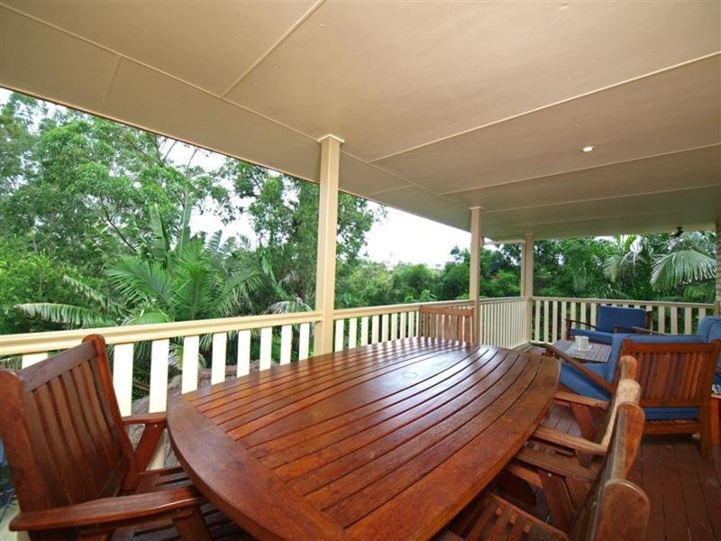 Photo - 14 Wivenhoe Avenue, Albany Creek QLD 4035 - Image 2