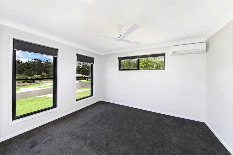 Photo - 14 Wollemi St , Beerburrum QLD 4517 - Image 7