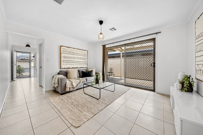 Photo - 14 Wood Street, Parafield Gardens SA 5107 - Image 5