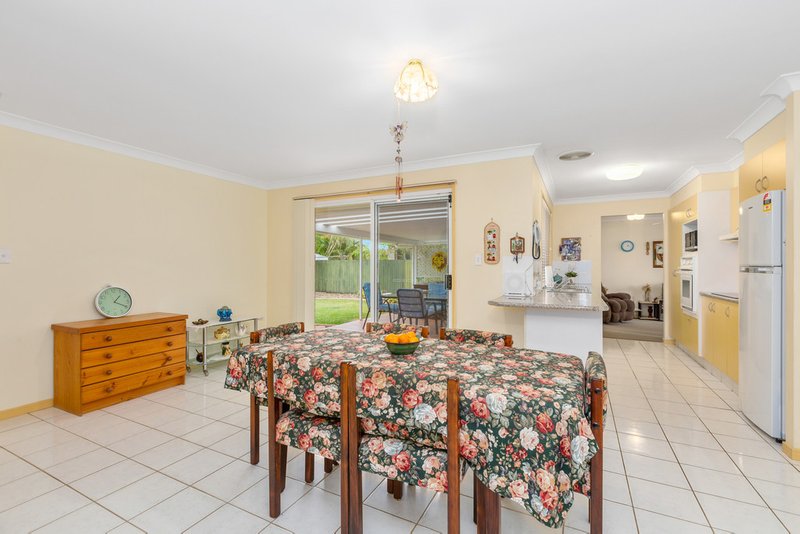 Photo - 14 Woodlands Drive, Banora Point NSW 2486 - Image 4