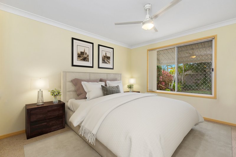 Photo - 14 Woodlands Drive, Banora Point NSW 2486 - Image 7