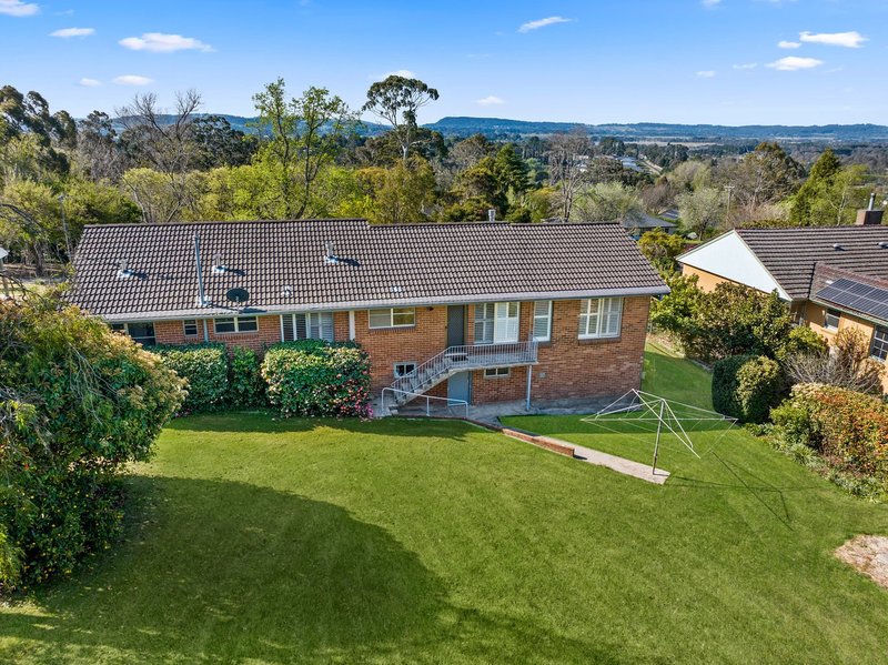 Photo - 14 Woodville Road, Moss Vale NSW 2577 - Image 6