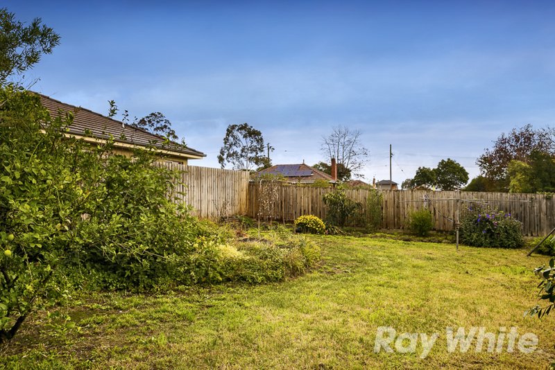 Photo - 14 Wridgway Avenue, Burwood VIC 3125 - Image 8