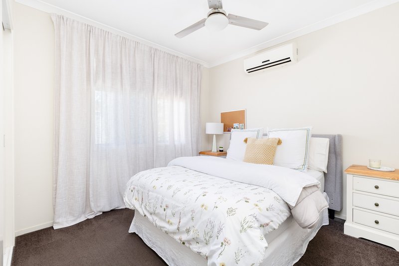 Photo - 14 Wright Street, Emerald QLD 4720 - Image 15