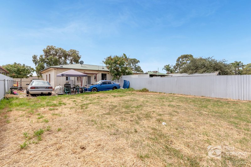 Photo - 14 Wyndham Road, Salisbury North SA 5108 - Image 17