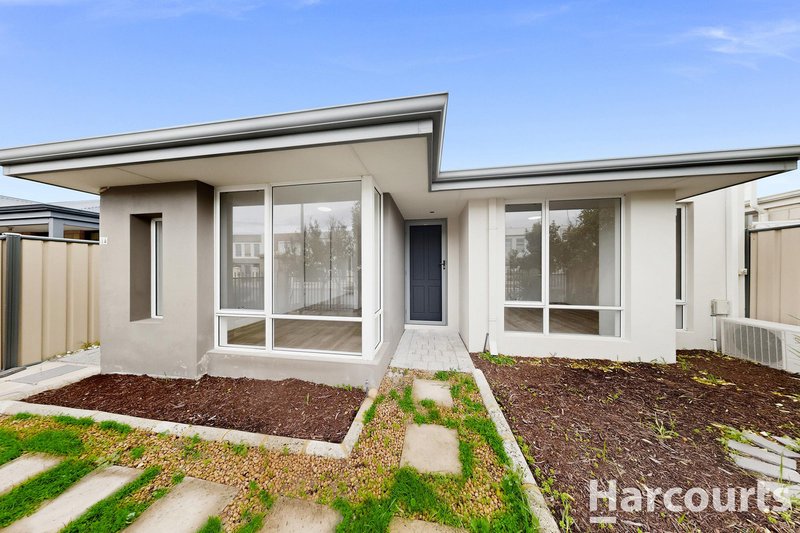 Photo - 14 Wyperfeld Street, Yanchep WA 6035 - Image 1