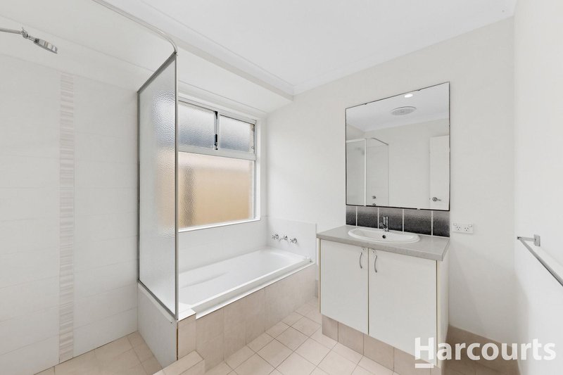Photo - 14 Wyperfeld Street, Yanchep WA 6035 - Image 10