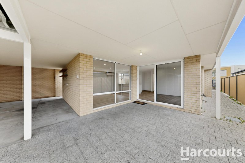 Photo - 14 Wyperfeld Street, Yanchep WA 6035 - Image 16