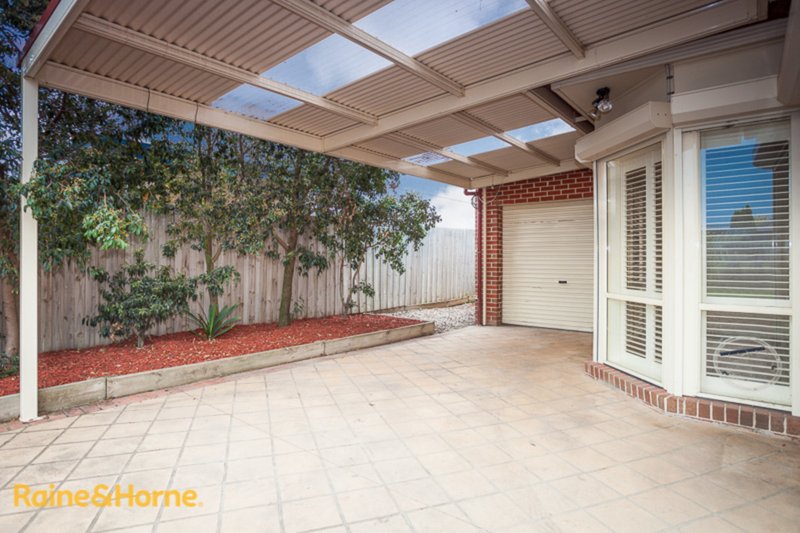 Photo - 14 Yallop Crescent, Sunbury VIC 3429 - Image 20