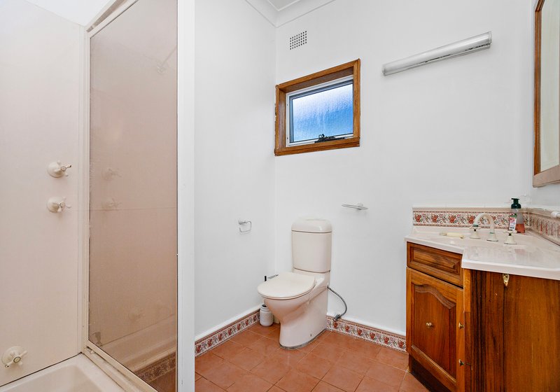 Photo - 14 Yorkshire Road, Dapto NSW 2530 - Image 7