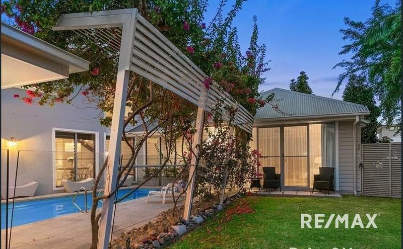Photo - 14 Yorston Place, Ormiston QLD 4160 - Image 2
