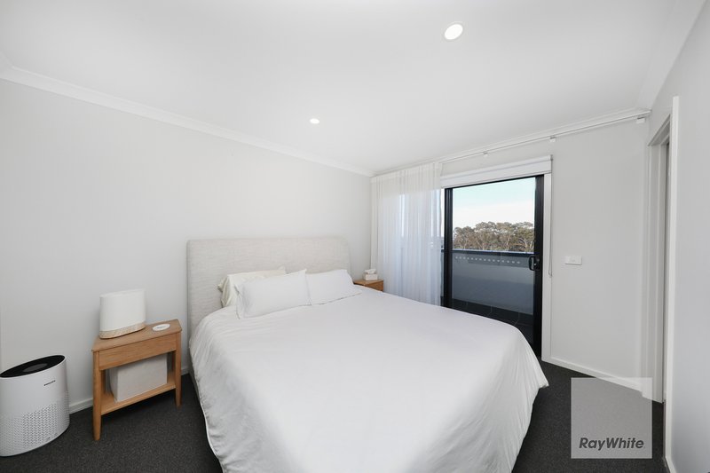 Photo - 14 Zenith Walk, Greenvale VIC 3059 - Image 13