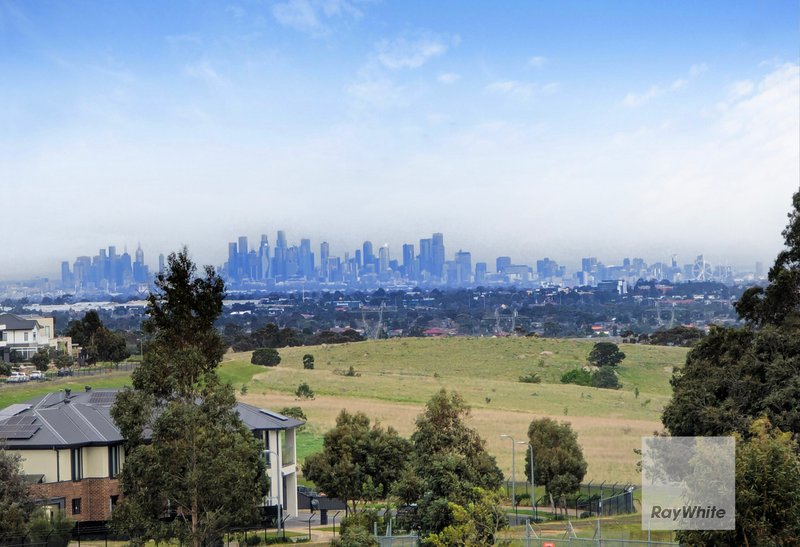 Photo - 14 Zenith Walk, Greenvale VIC 3059 - Image 18
