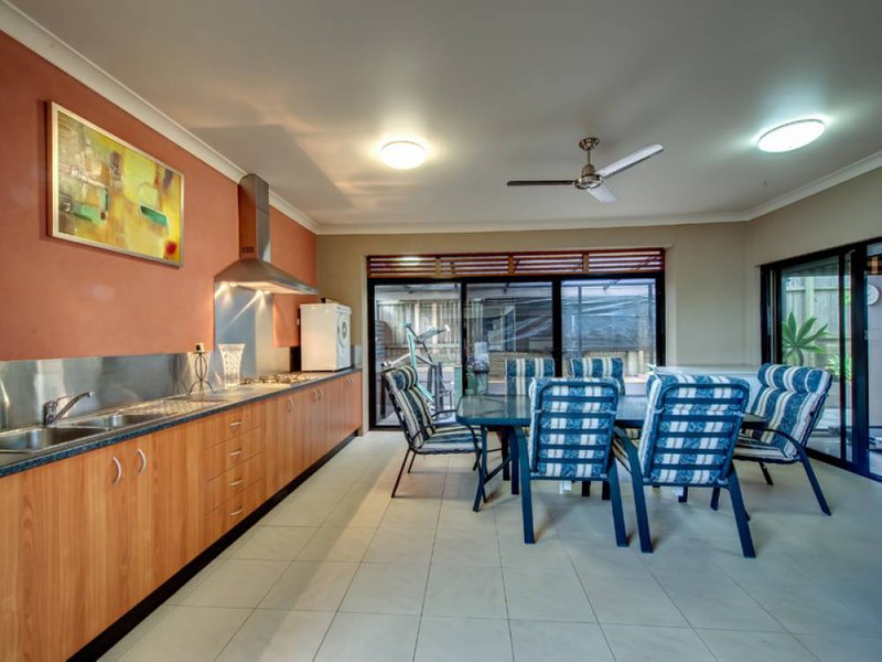 Photo - 14 Zzash Avenue, Springfield Lakes QLD 4300 - Image 16