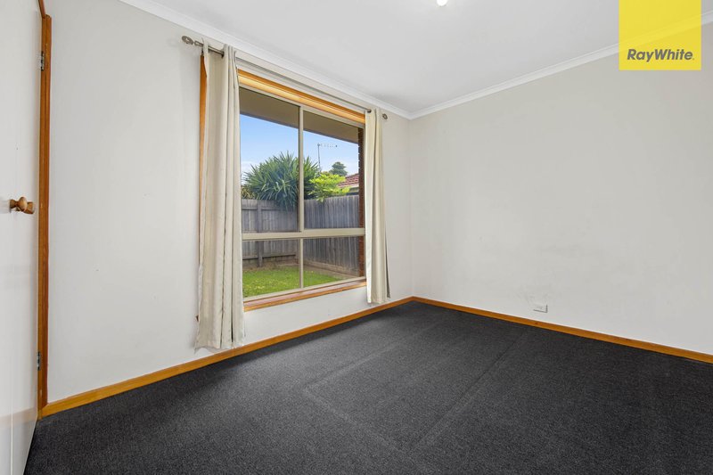 Photo - 1/40 Adams Street, St Albans VIC 3021 - Image 3