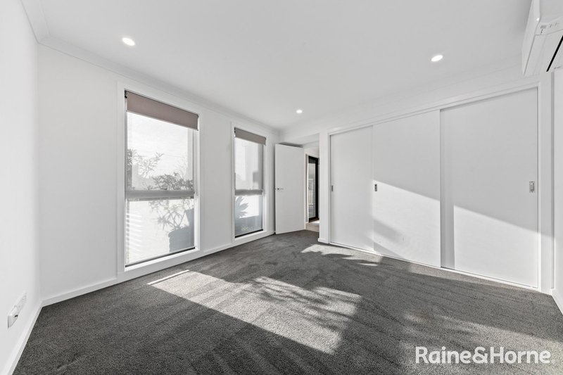 Photo - 1/40 Albert Crescent, St Albans VIC 3021 - Image 4