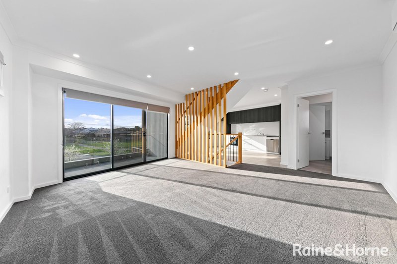 Photo - 1/40 Albert Crescent, St Albans VIC 3021 - Image 6