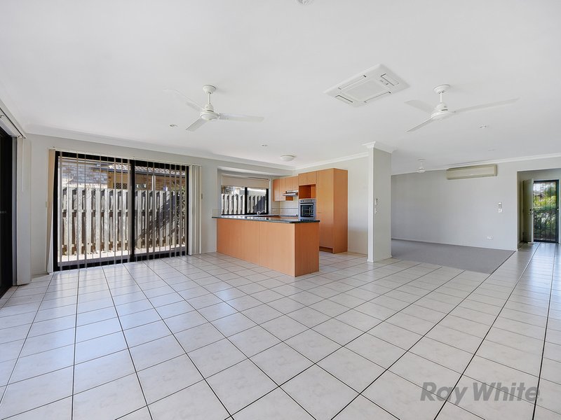 Photo - 140 Aldea Circuit, Bracken Ridge QLD 4017 - Image 3