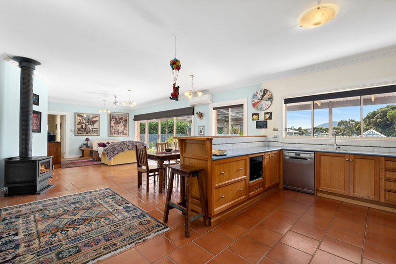 Photo - 140 Alison Drive, Lara VIC 3212 - Image 5