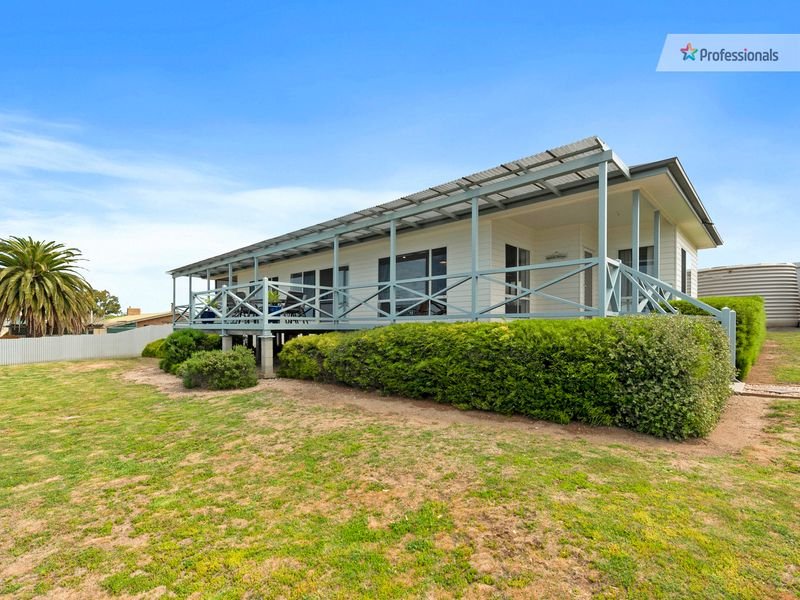 Photo - 140 Bayview Road, Point Turton SA 5575 - Image 5