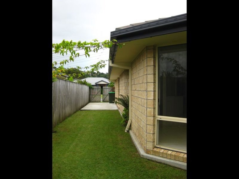 Photo - 140 Botanical Circuit, Banora Point NSW 2486 - Image 7