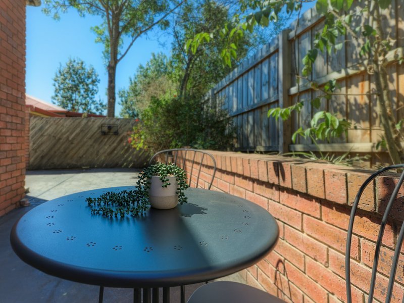 Photo - 1/40 Cavehill Road, Lilydale VIC 3140 - Image 10