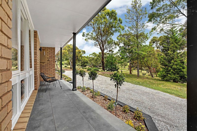 Photo - 140 Eighth Avenue, Eden Park VIC 3757 - Image 5