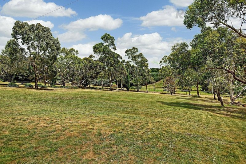 Photo - 140 Eighth Avenue, Eden Park VIC 3757 - Image 7