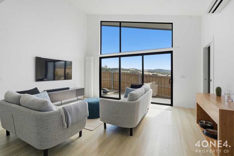 Photo - 1/40 Emerald Drive, Rokeby TAS 7019 - Image 5