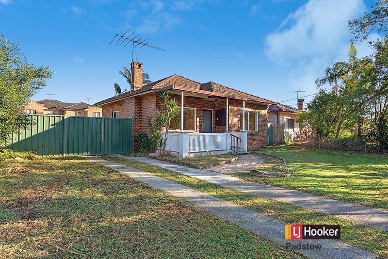 140 Faraday Road, Padstow NSW 2211