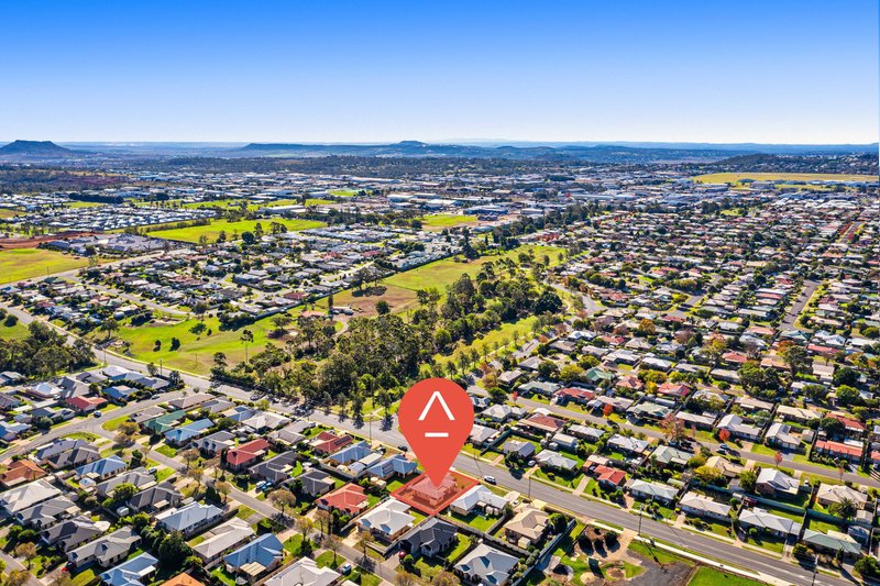 Photo - 140 Glenvale Road, Glenvale QLD 4350 - Image 15