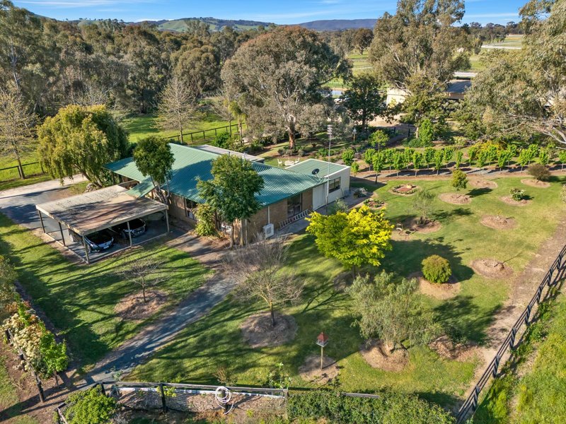 Photo - 140 Hall Lane, Whiteheads Creek VIC 3660 - Image 2